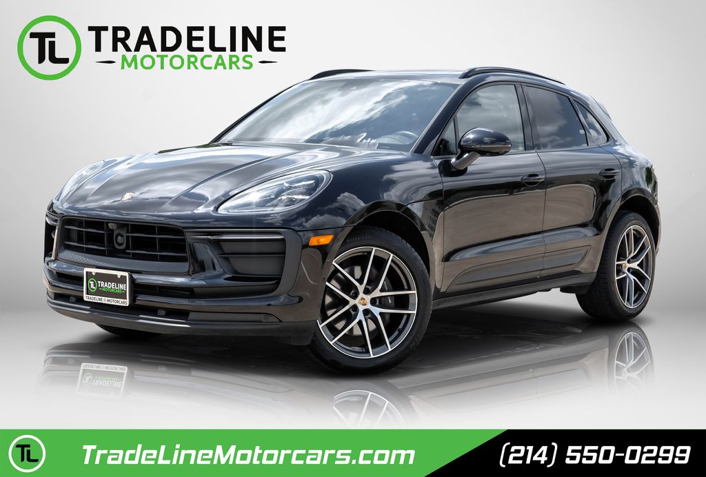 2023 Porsche Macan Base