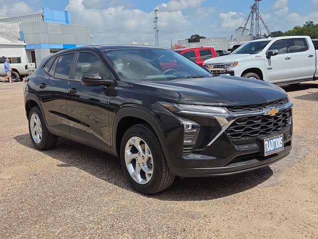 2026 Chevrolet Trax LS - Photo 36