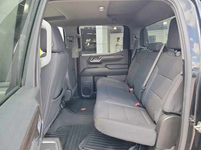 2025 Chevrolet Silverado 1500 LT - Photo 25