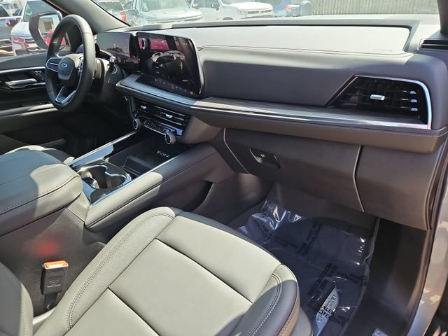 2026 Chevrolet Suburban Z71 - Photo 31