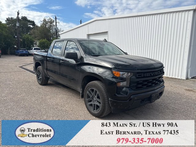 2024 Chevrolet Silverado 1500 Custom photo 3