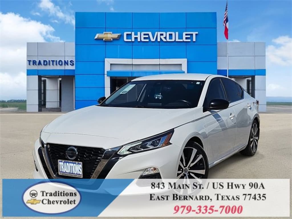 Used 2022 Nissan Altima SR FWD Sedan