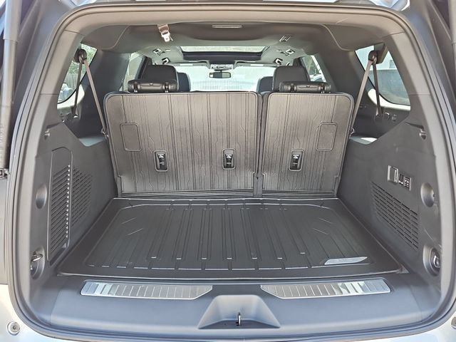 2026 Chevrolet Suburban Z71 - Photo 28