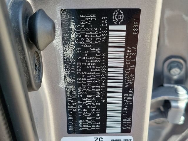 2024 Toyota Camry SE - Photo 32