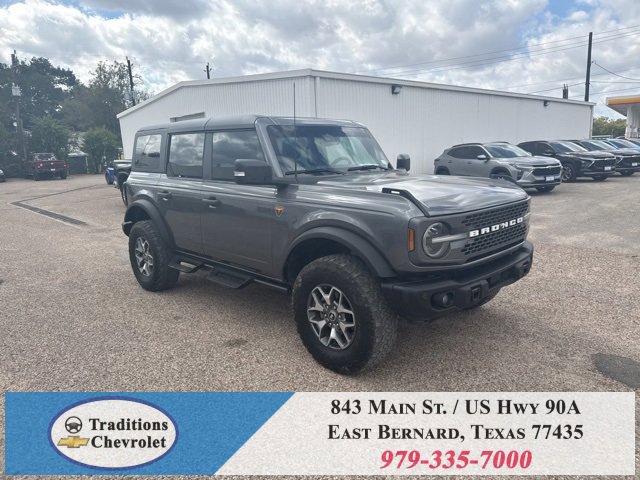 2022 Ford Bronco Badlands photo 3