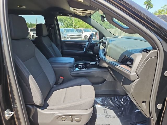 2025 Chevrolet Tahoe LS - Photo 28