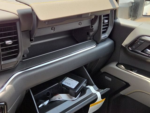2026 Chevrolet Silverado 2500 HD ZR2 - Photo 52