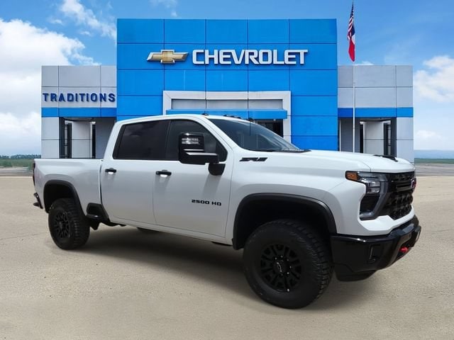 2026 Chevrolet Silverado 2500 HD ZR2 - Photo 2