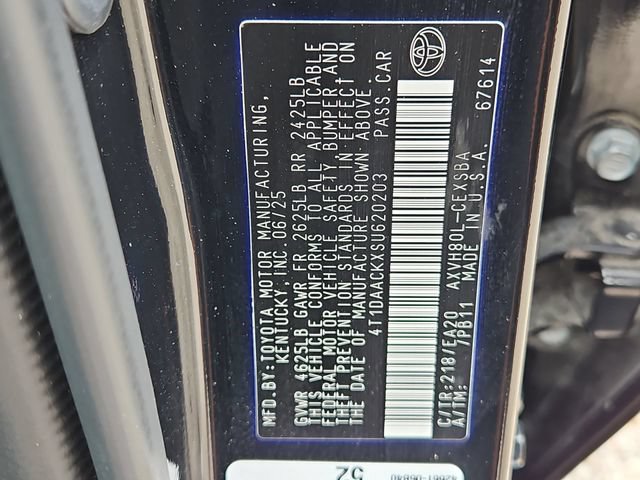 2025 Toyota Camry SE - Photo 34