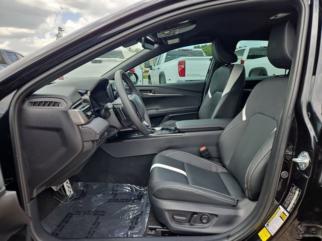2025 Toyota Camry SE - Photo 20