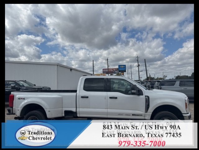 2024 Ford F-350 XLT photo 4