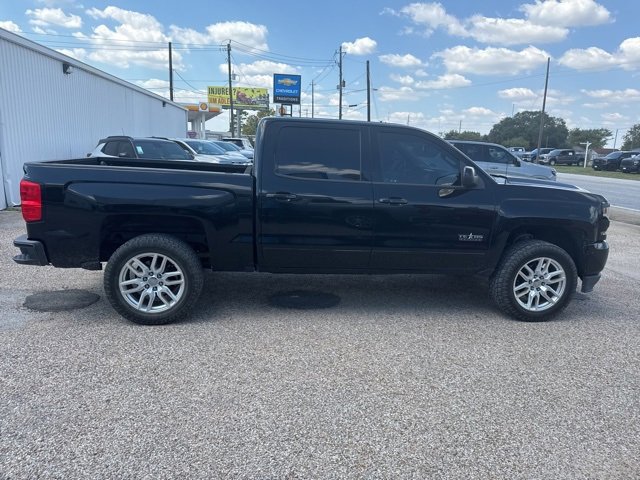 2018 Chevrolet Silverado 1500 LT photo 4