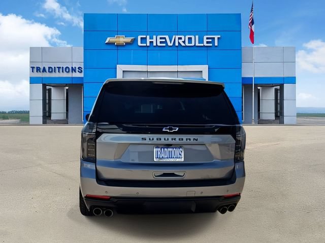 2026 Chevrolet Suburban Z71 - Photo 8