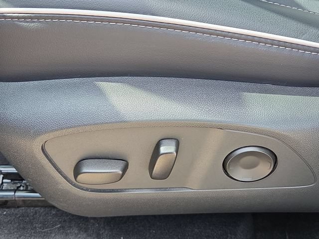 2025 Buick Enclave Preferred - Photo 36