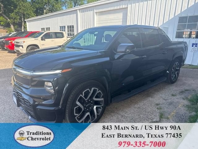 2024 Chevrolet Silverado EV RST's photo