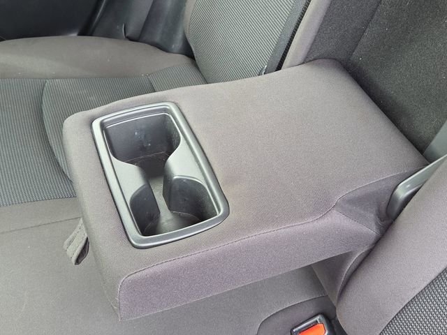 2022 Toyota RAV4 LE - Photo 41