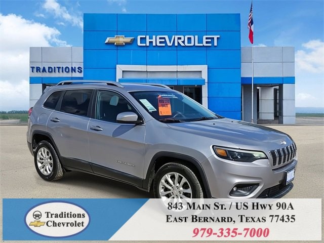 Used 2019 Jeep Cherokee Latitude with VIN 1C4PJLCB0KD149529 for sale in East Bernard, TX
