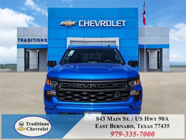 2025 Chevrolet Silverado 1500 Custom photo 2