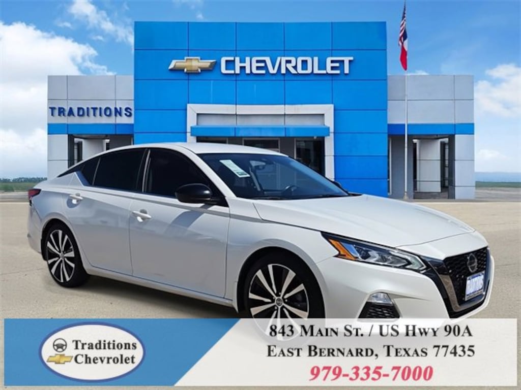 Used 2022 Nissan Altima SR FWD Sedan