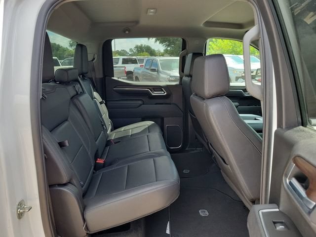 2025 GMC Sierra 1500 SLT - Photo 27