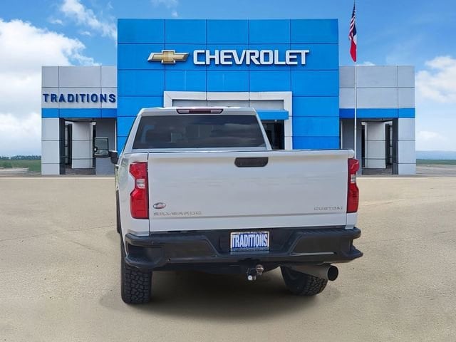 2024 Chevrolet Silverado 2500HD Custom - Photo 8