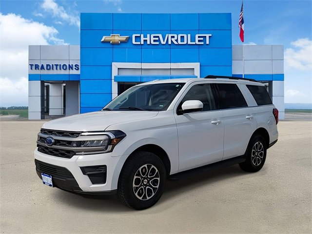 2024 Ford Expedition XLT photo 2