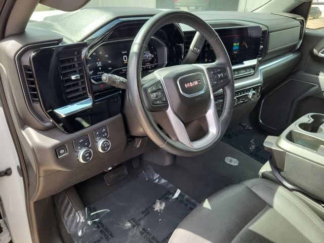 2025 GMC Sierra 1500 SLT - Photo 11