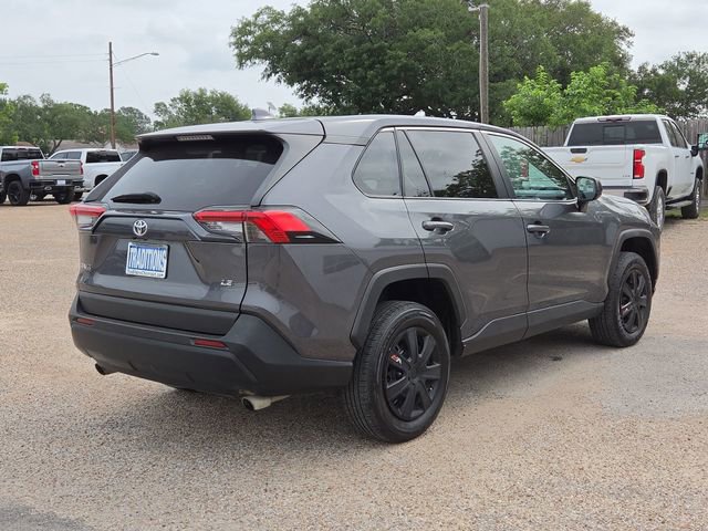 2022 Toyota RAV4 LE - Photo 37