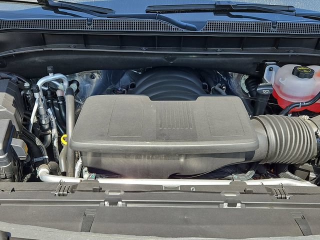 2026 Chevrolet Suburban Z71 - Photo 32