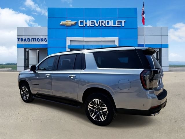 2026 Chevrolet Suburban Z71 - Photo 7
