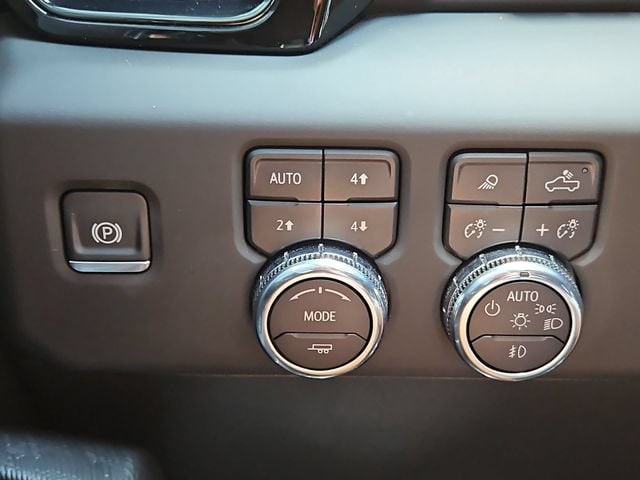 2025 GMC Sierra 2500HD AT4X - Photo 18