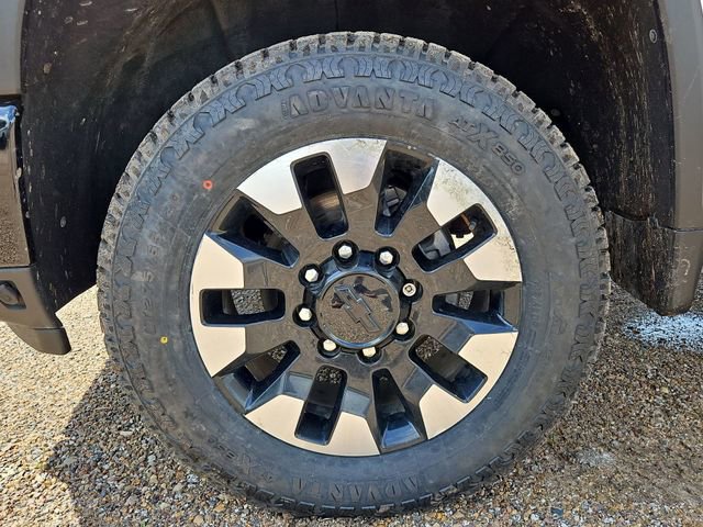 2024 Chevrolet Silverado 2500HD Custom - Photo 32