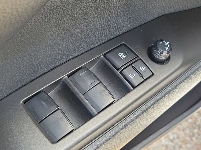 2024 Toyota Camry SE - Photo 22