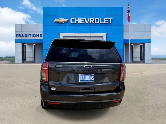 2021 Chevrolet Suburban Z71 - Photo 8