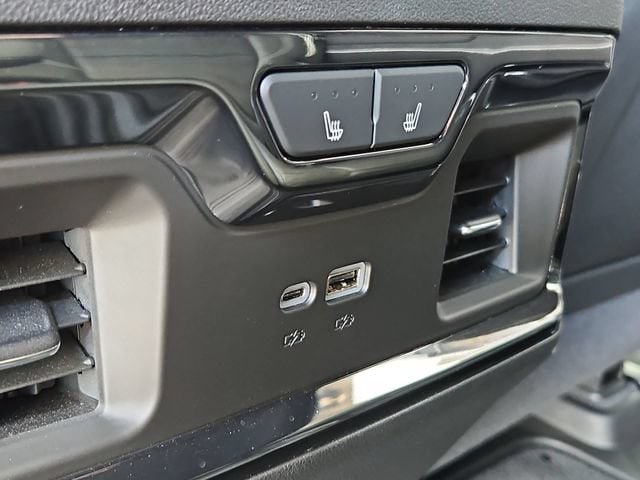 2025 GMC Sierra 2500HD AT4X - Photo 45