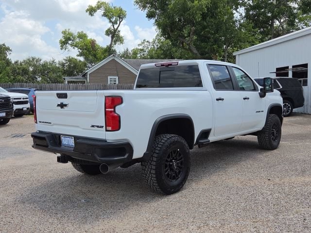 2026 Chevrolet Silverado 2500 HD ZR2 - Photo 40