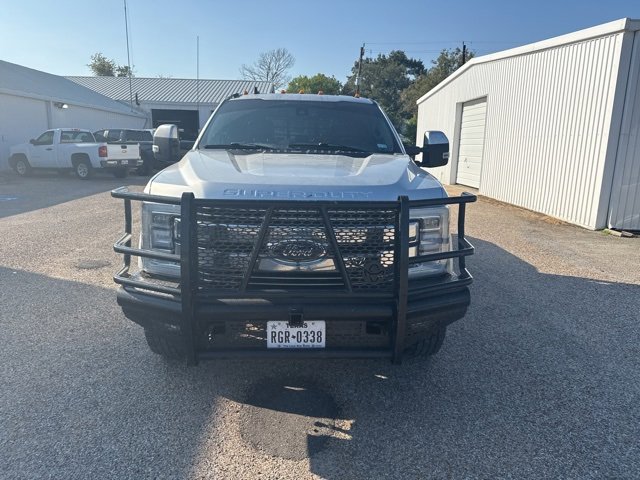 2019 Ford F-350 Lariat photo 2