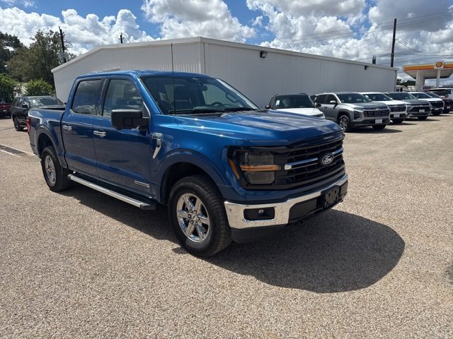 2024 Ford F-150 XLT photo 2