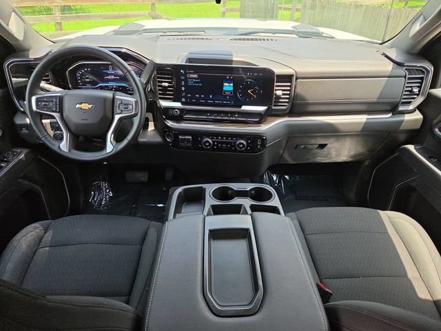 2025 Chevrolet Silverado 2500HD LT - Photo 21