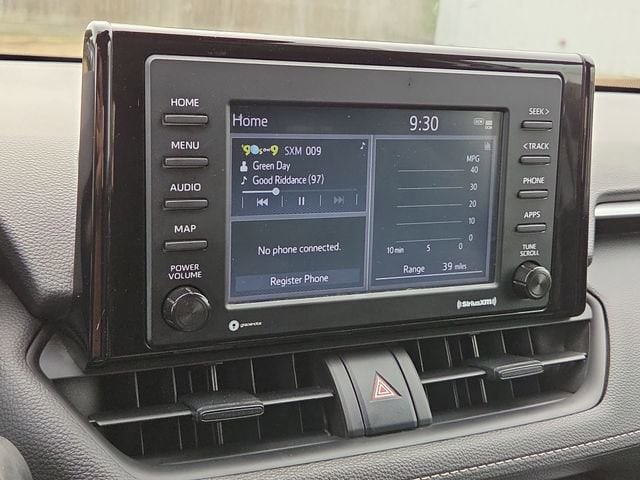 2022 Toyota RAV4 LE - Photo 48