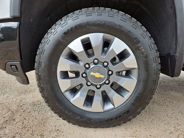 2026 Chevrolet Silverado 2500 HD Custom - Photo 33
