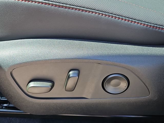 2026 Chevrolet Traverse Z71 - Photo 35