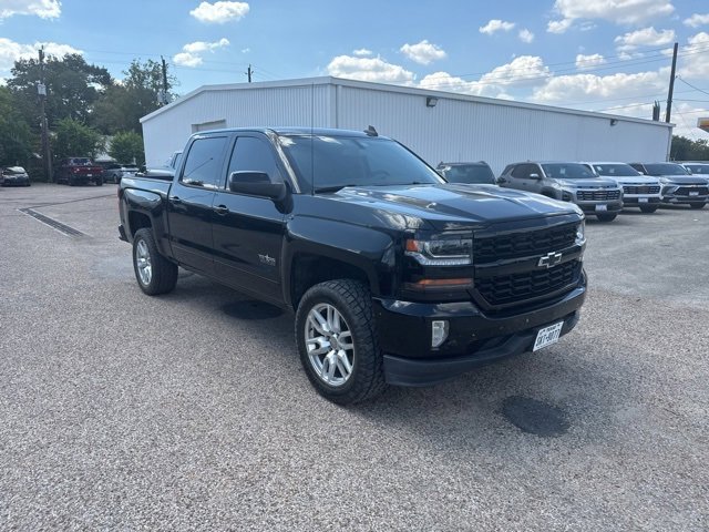 2018 Chevrolet Silverado 1500 LT photo 3