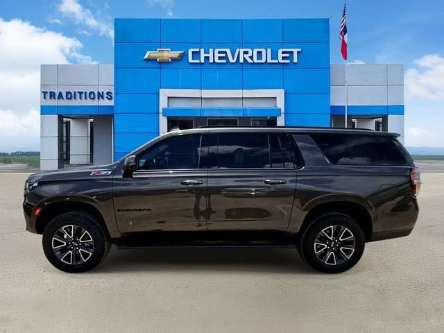 2021 Chevrolet Suburban Z71 - Photo 6