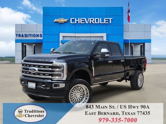 2024 Ford F-350 Platinum 4x4 Crew Cab 8' Box SRW's photo