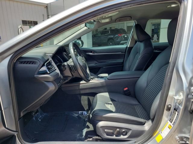 2024 Toyota Camry SE - Photo 18