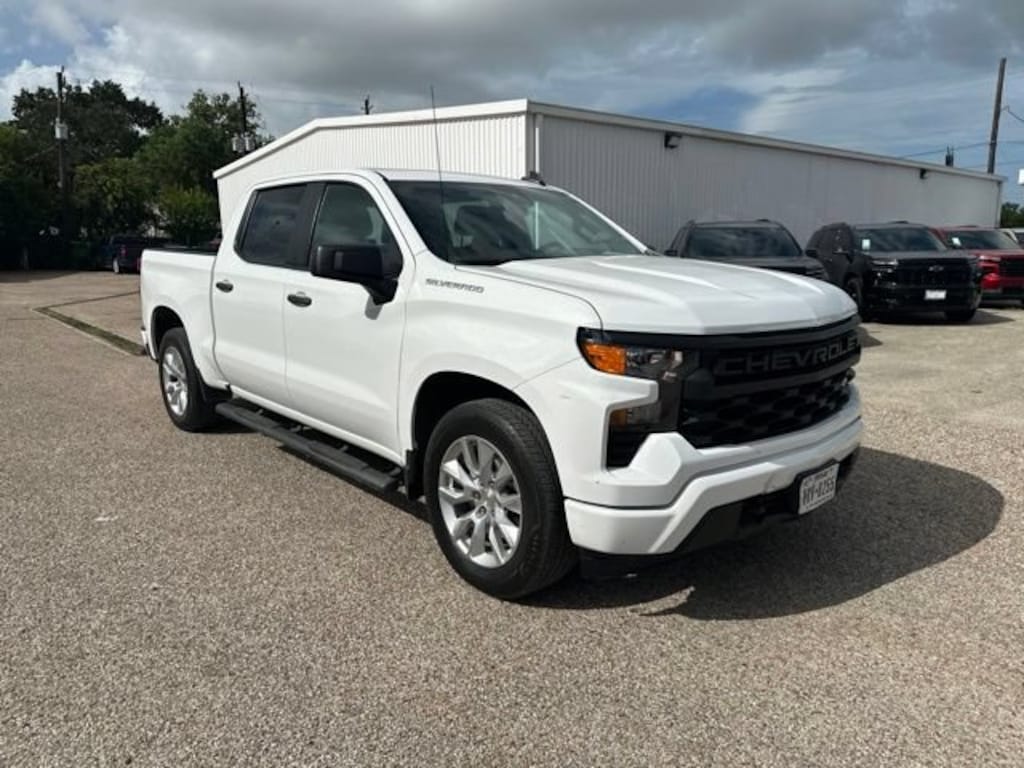 Used 2024 Chevrolet Silverado 1500 Custom Truck