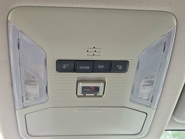 2022 Toyota RAV4 LE - Photo 50