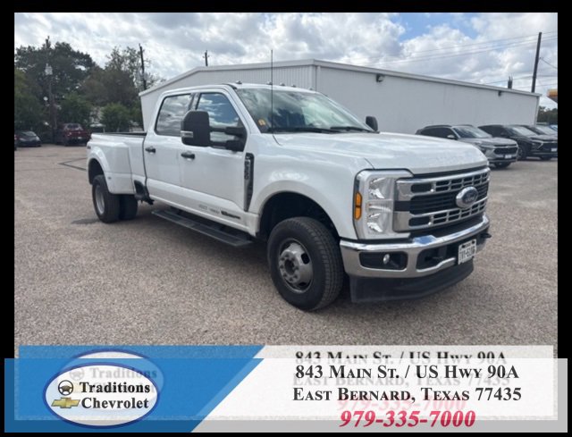 2024 Ford F-350 XLT photo 3