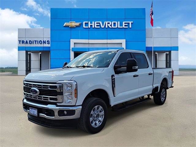 2024 Ford F-250 XLT photo 4